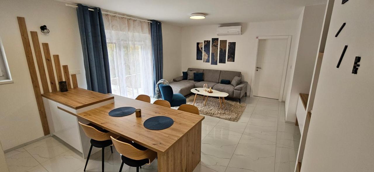 Superior Lisinski - Private Parking - 2 & 3 Bedroom Apartment *