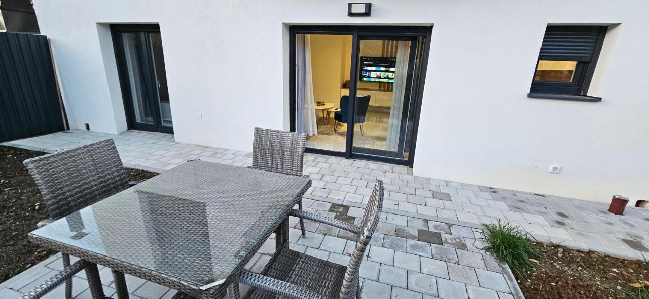 Superior Lisinski - Private Parking - 2 & 3 Bedroom Apartment