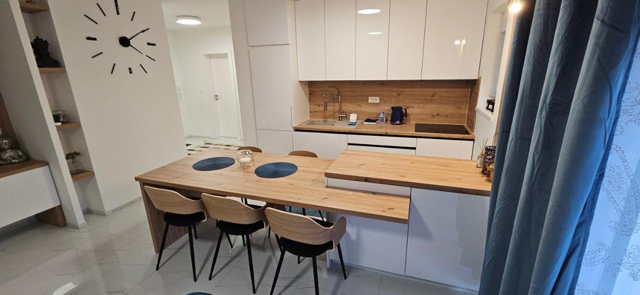 Superior Lisinski - Private Parking - 2 & 3 Bedroom