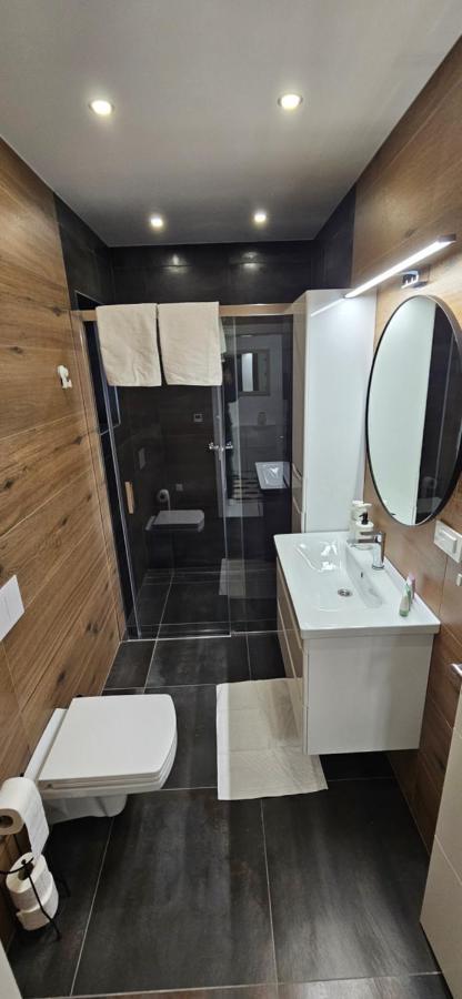 Superior Lisinski - Private Parking - 2 & 3 Bedroom * Zagreb