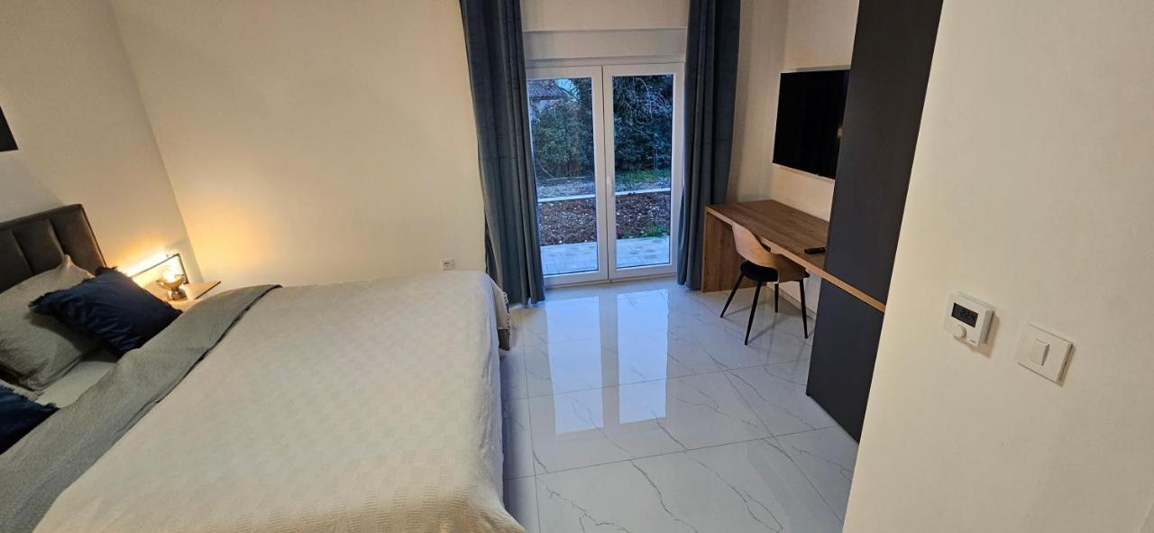 Apartment Superior Lisinski - Private Parking - 2 & 3 Bedroom *