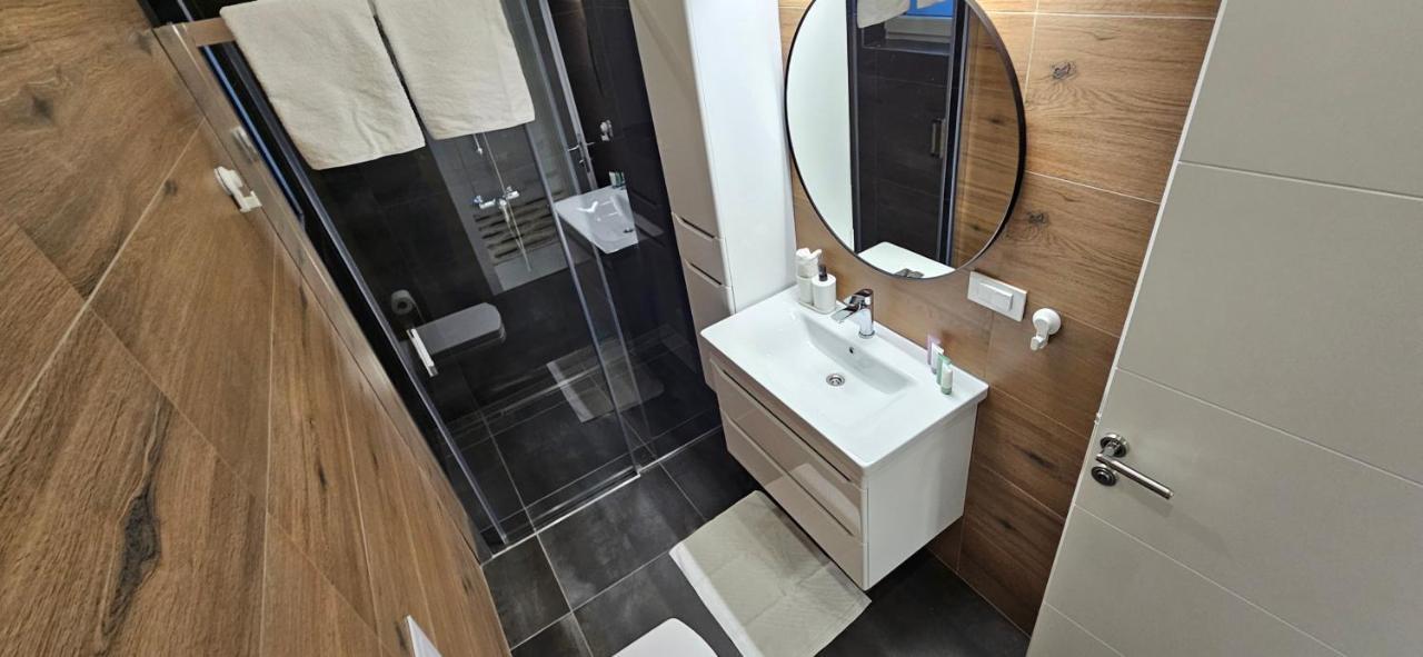 Superior Lisinski - Private Parking - 2 & 3 Bedroom